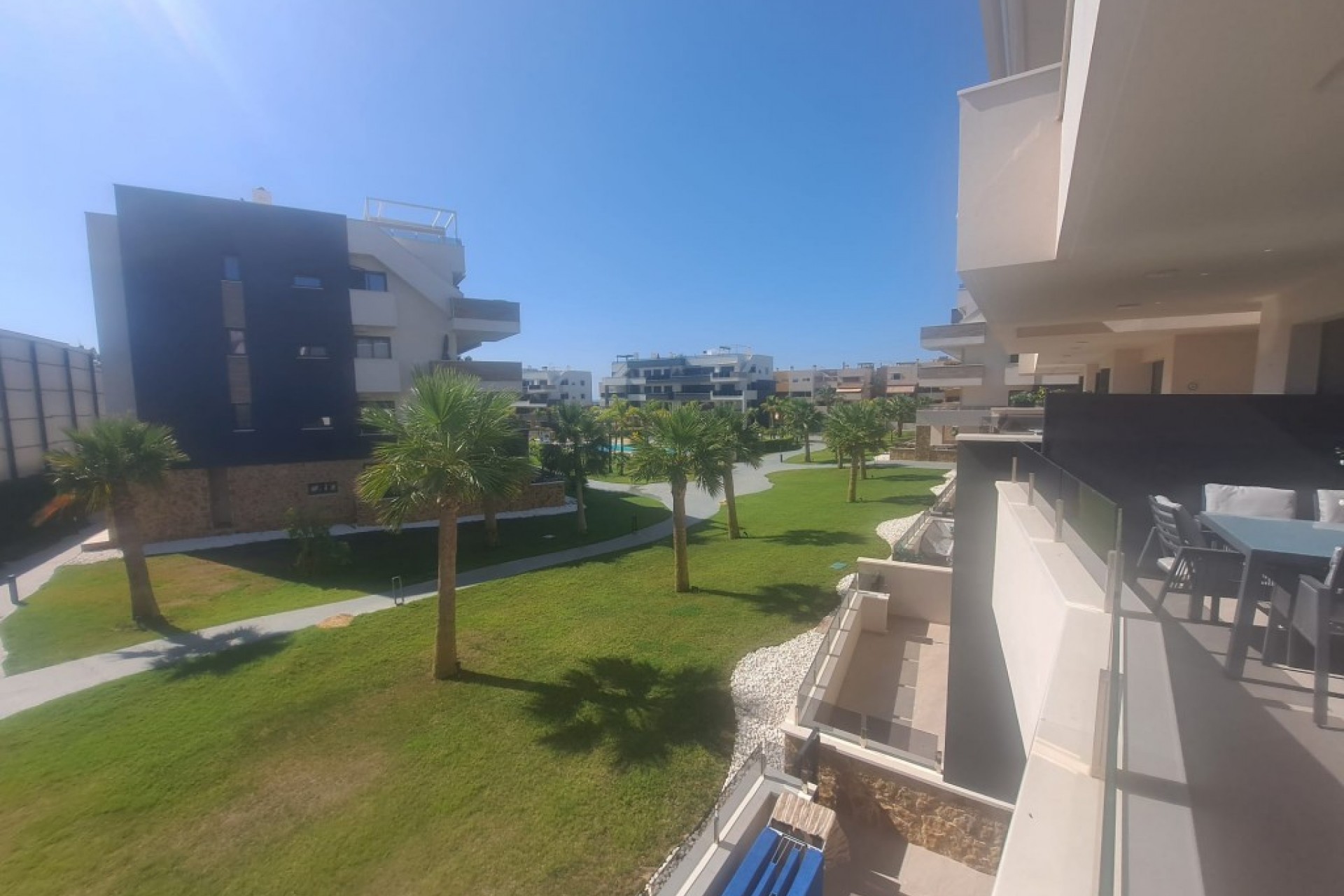 Resale - Apartment -
Playa Flamenca - Costa Blanca