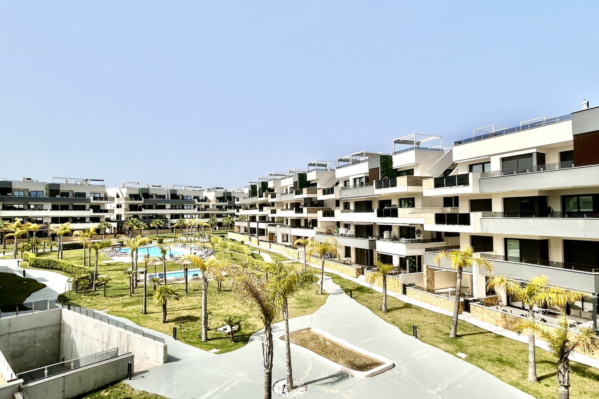 Resale - Apartment -
Playa Flamenca - Costa Blanca
