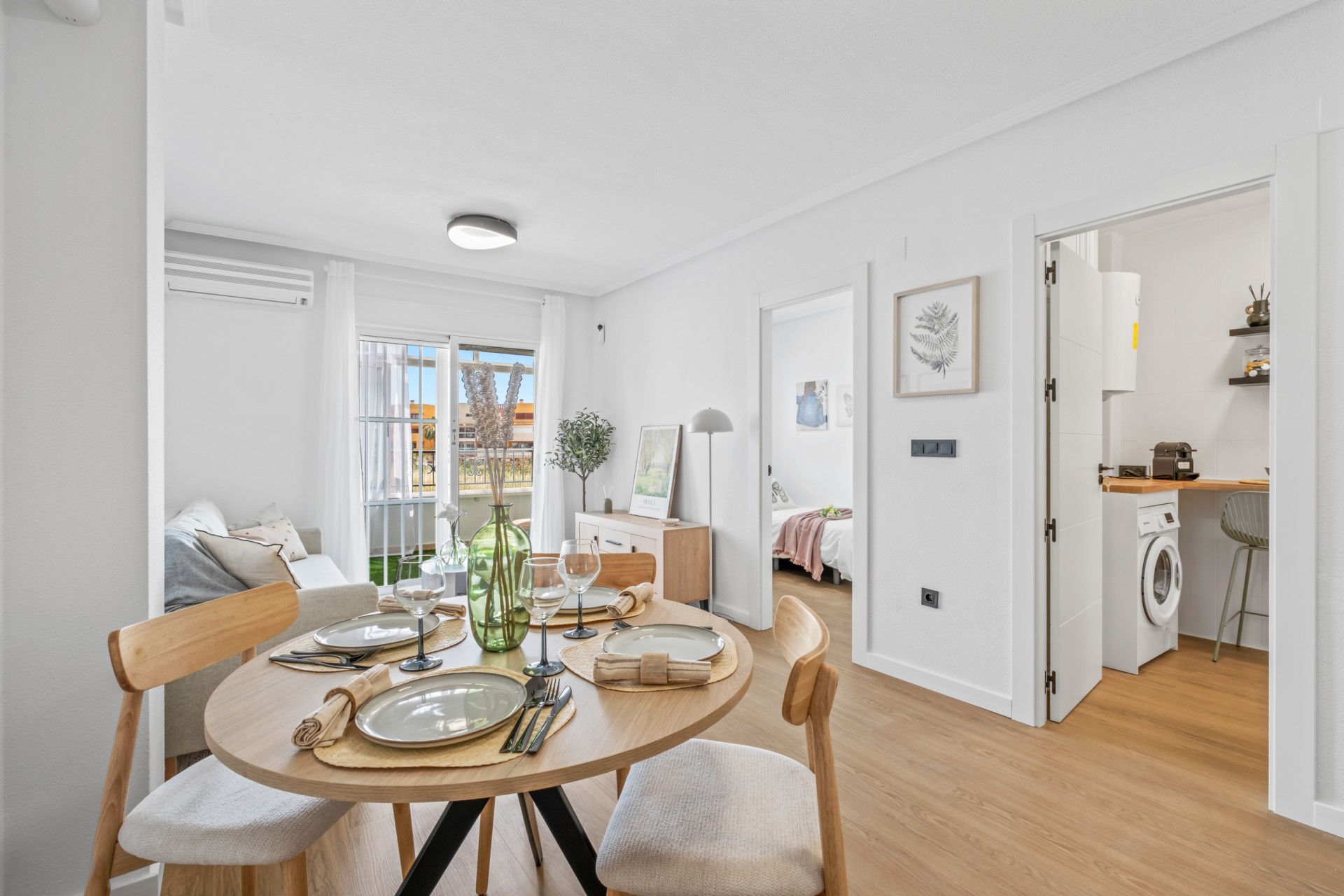 Resale - Apartment -
Playa Flamenca - Costa Blanca
