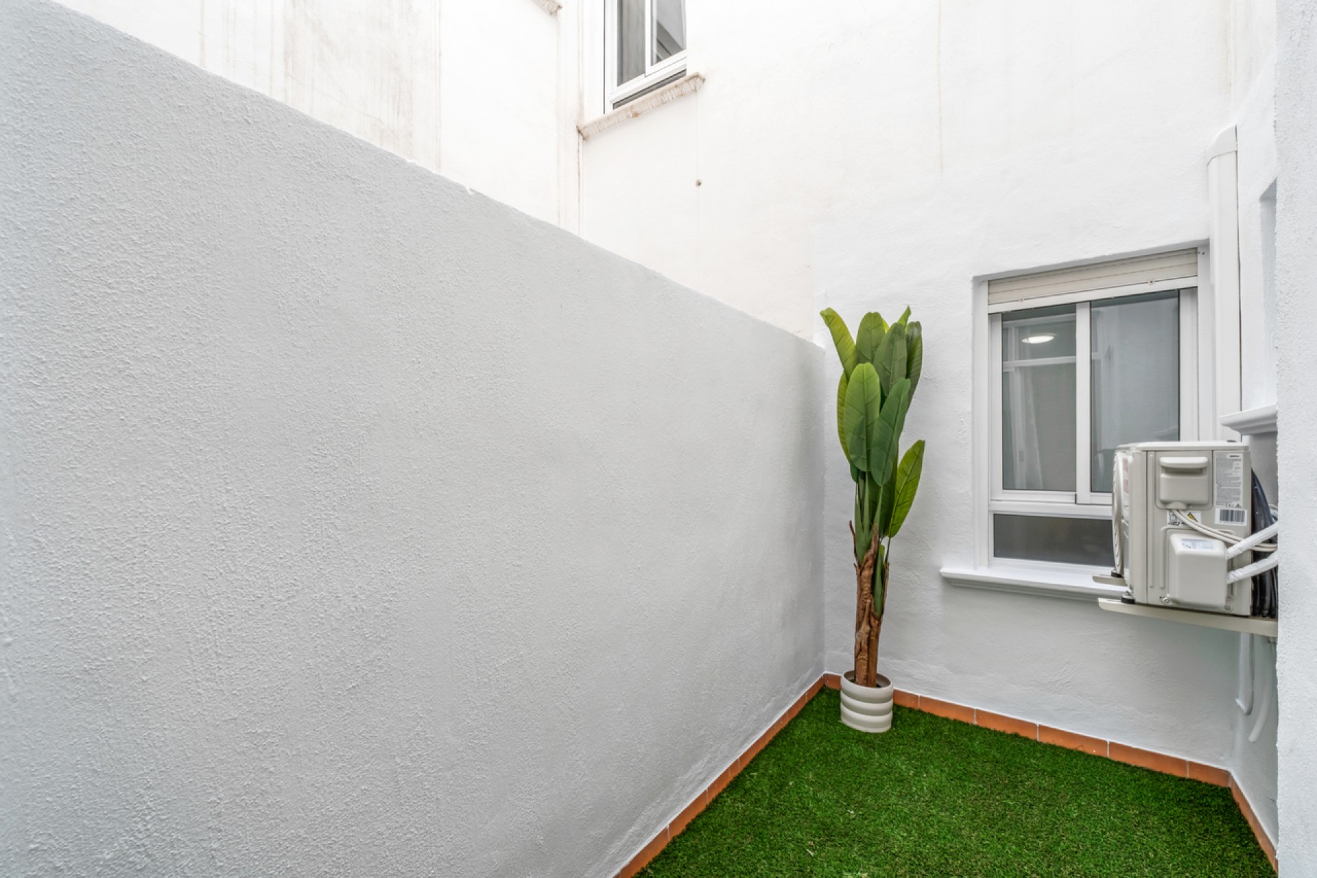 Resale - Apartment -
Playa Flamenca - Costa Blanca