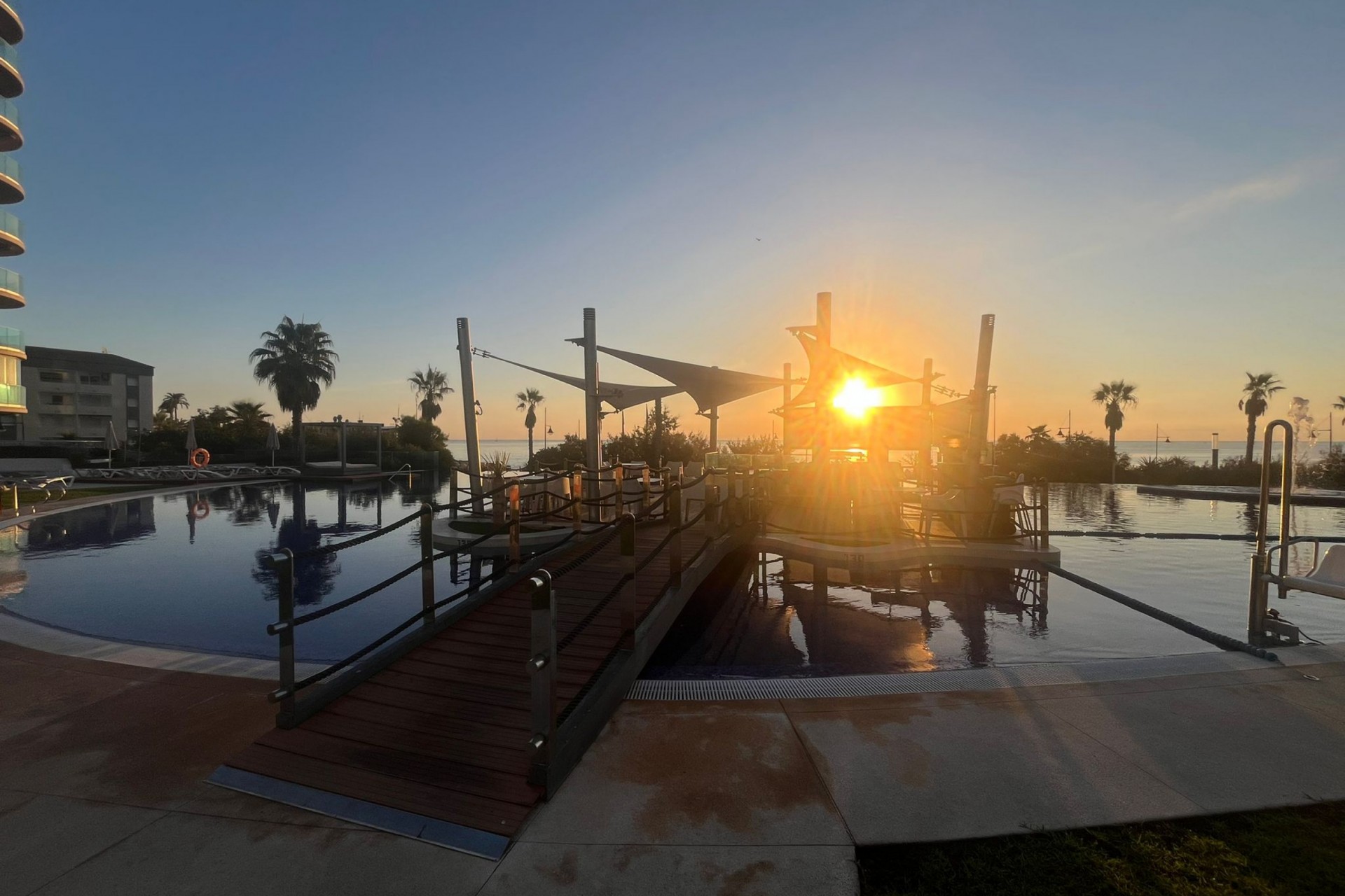 Resale - Apartment -
Punta Prima - Costa Blanca