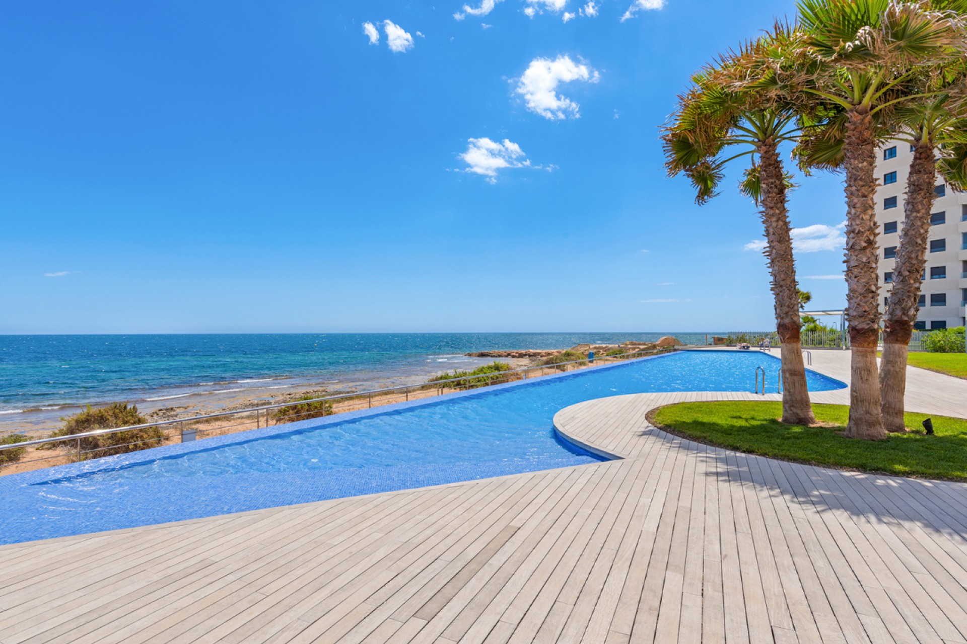 Resale - Apartment -
Punta Prima - Costa Blanca