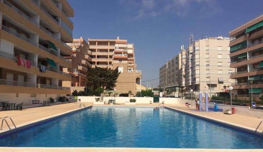 Resale - Apartment -
Punta Prima - Costa Blanca