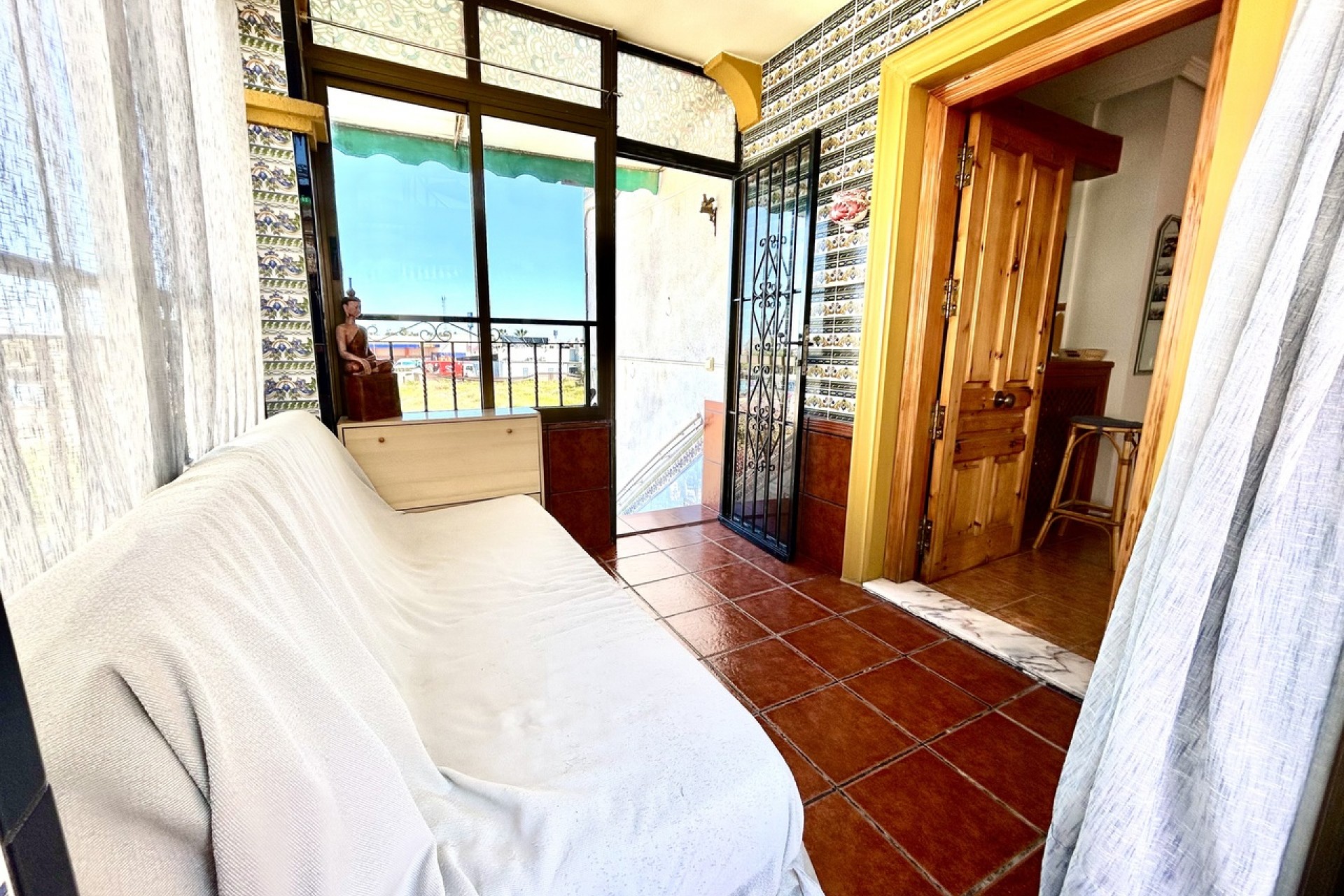 Resale - Apartment -
Punta Prima - Costa Blanca