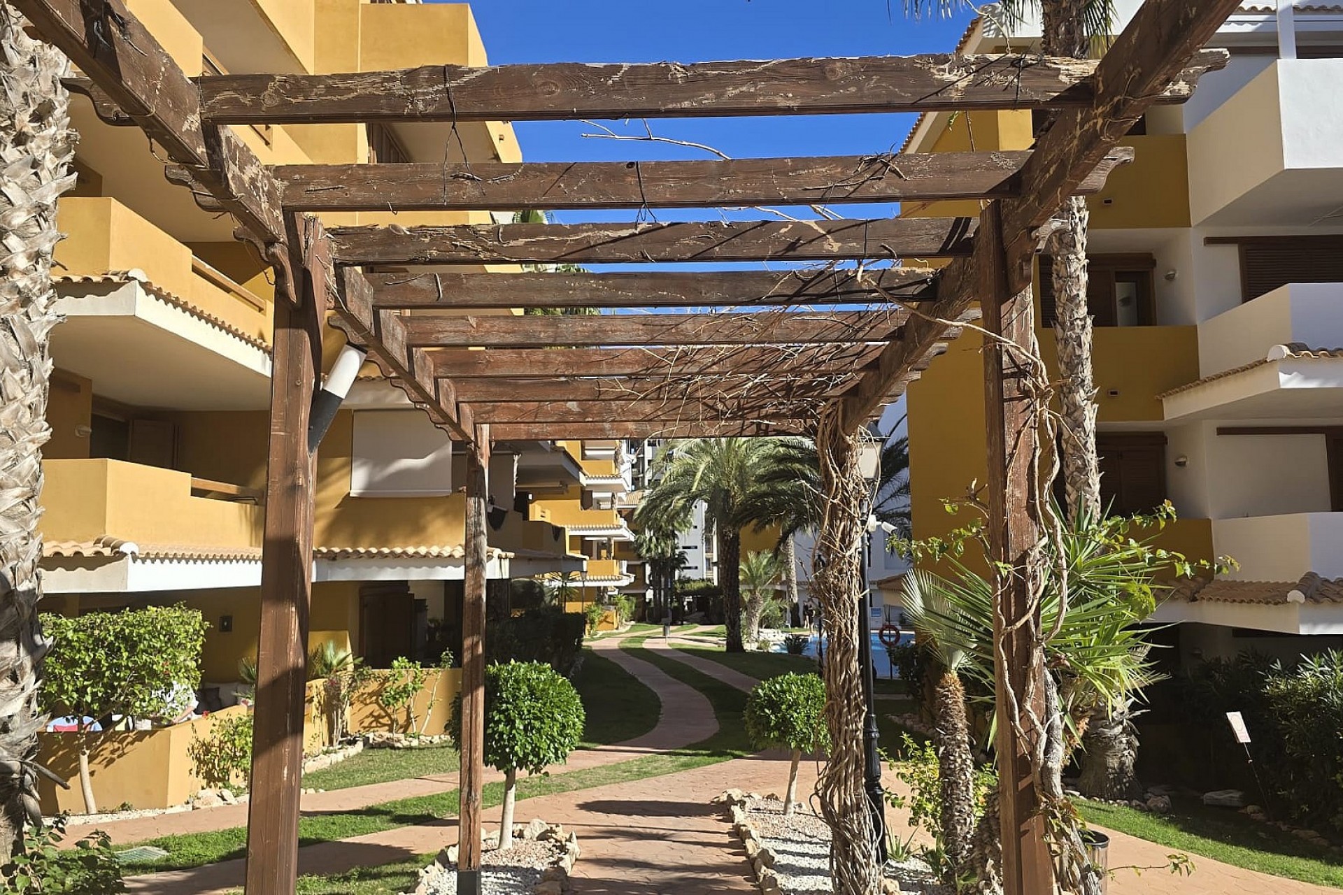 Resale - Apartment -
Punta Prima - Costa Blanca