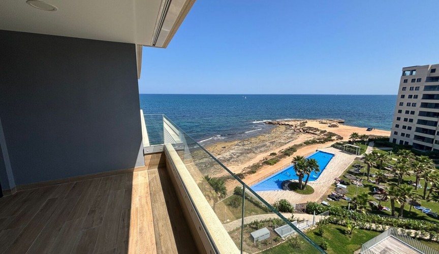 Resale - Apartment -
Punta Prima - Orihuela Costa