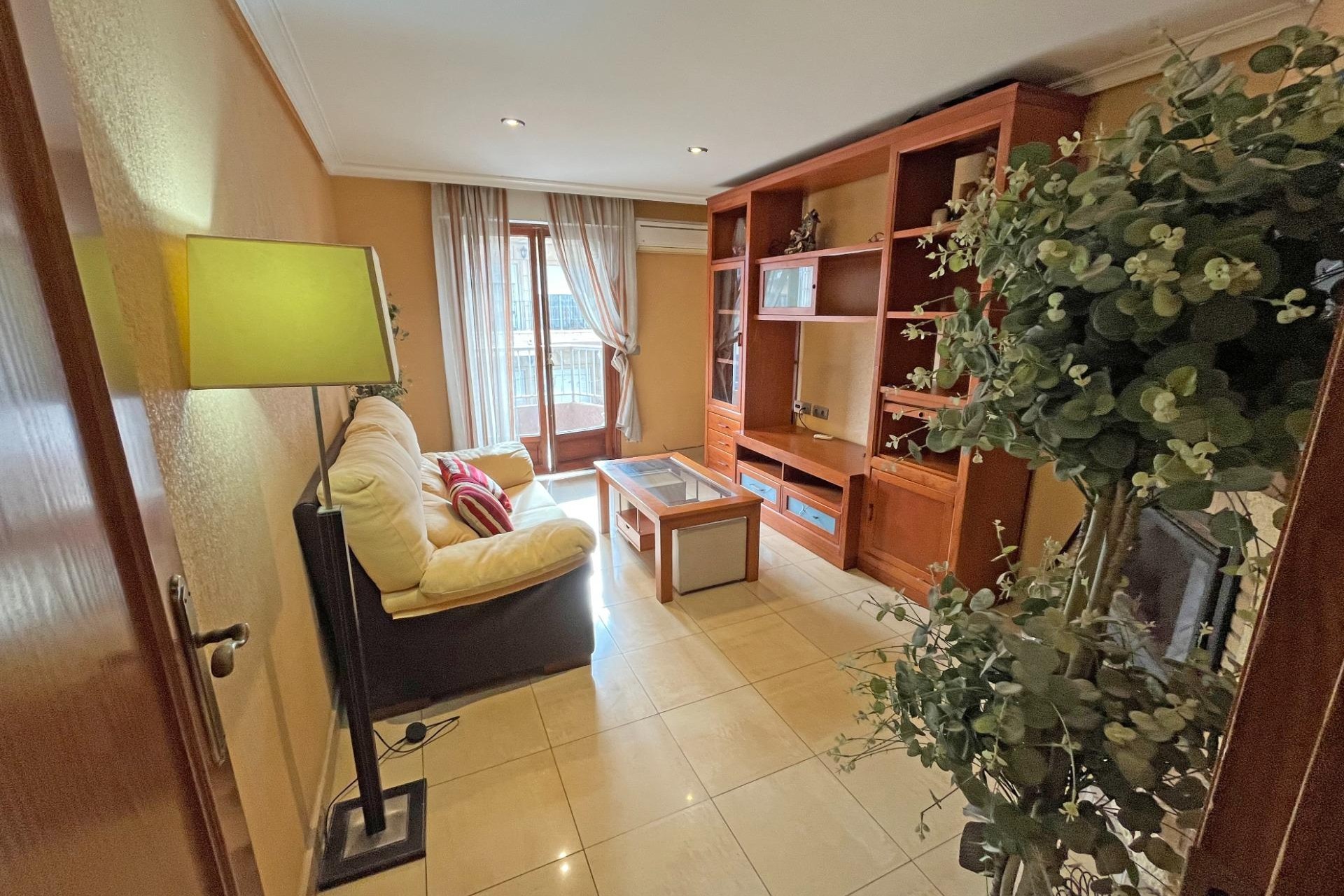 Resale - Apartment -
Rojales