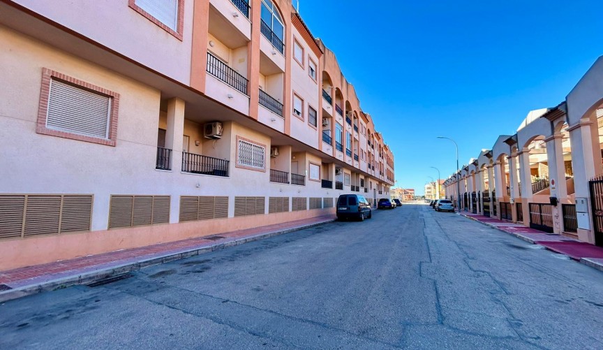 Resale - Apartment -
San Isidro - Inland