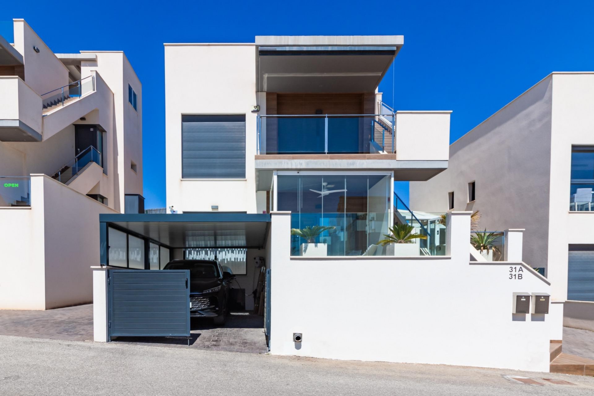 Resale - Apartment -
San Miguel de Salinas - Bellavista