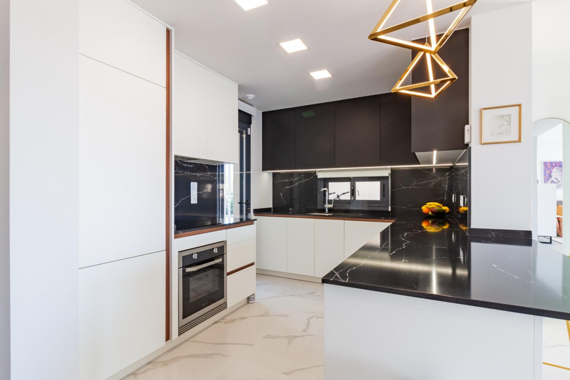 Resale - Apartment -
San Miguel de Salinas - Bellavista