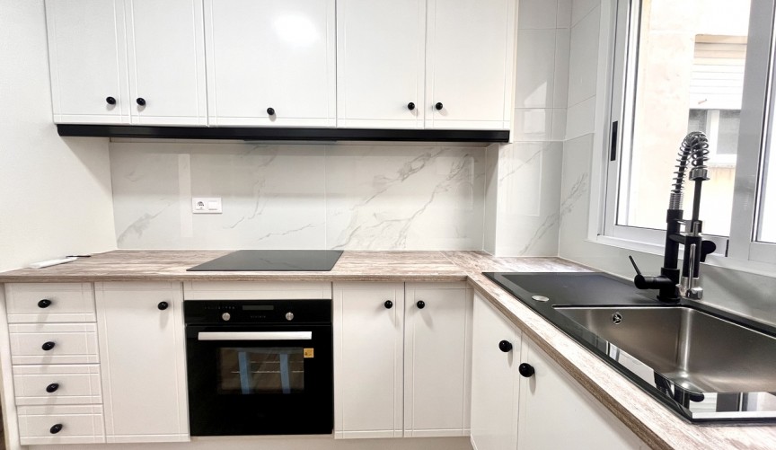 Resale - Apartment -
San Miguel de Salinas - Inland