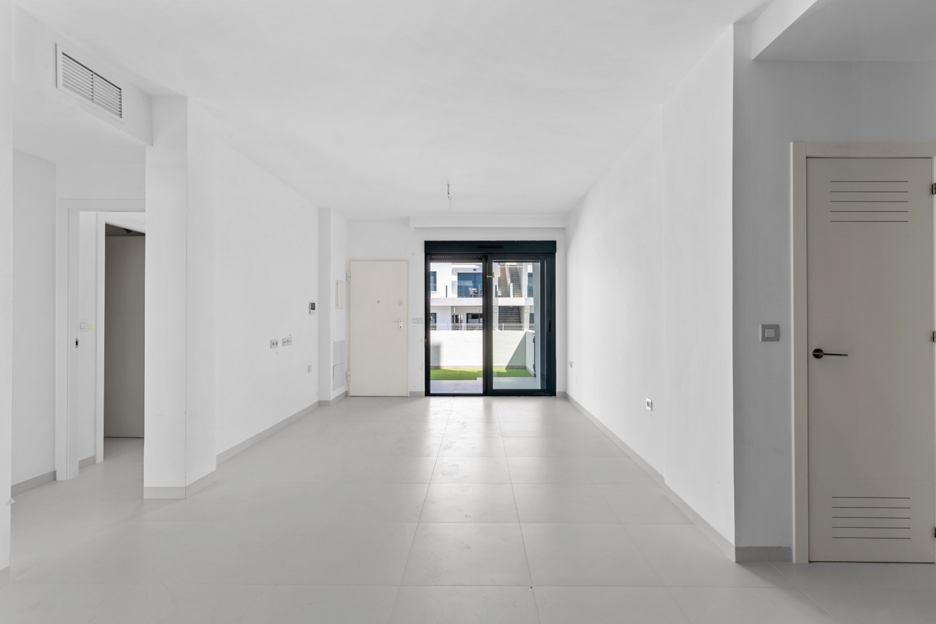 Resale - Apartment -
San Miguel de Salinas - Inland