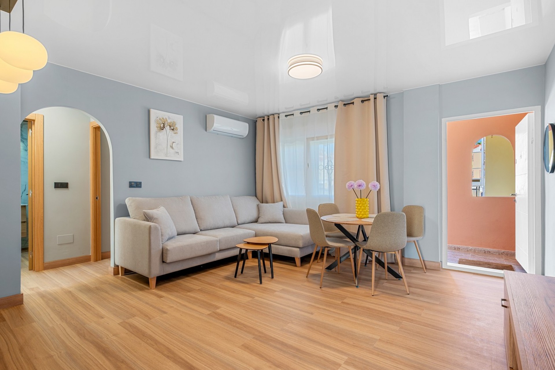 Resale - Apartment -
San Miguel de Salinas - Inland