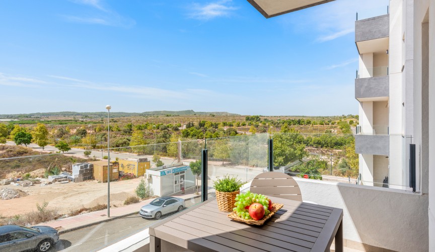 Resale - Apartment -
San Miguel de Salinas - Inland