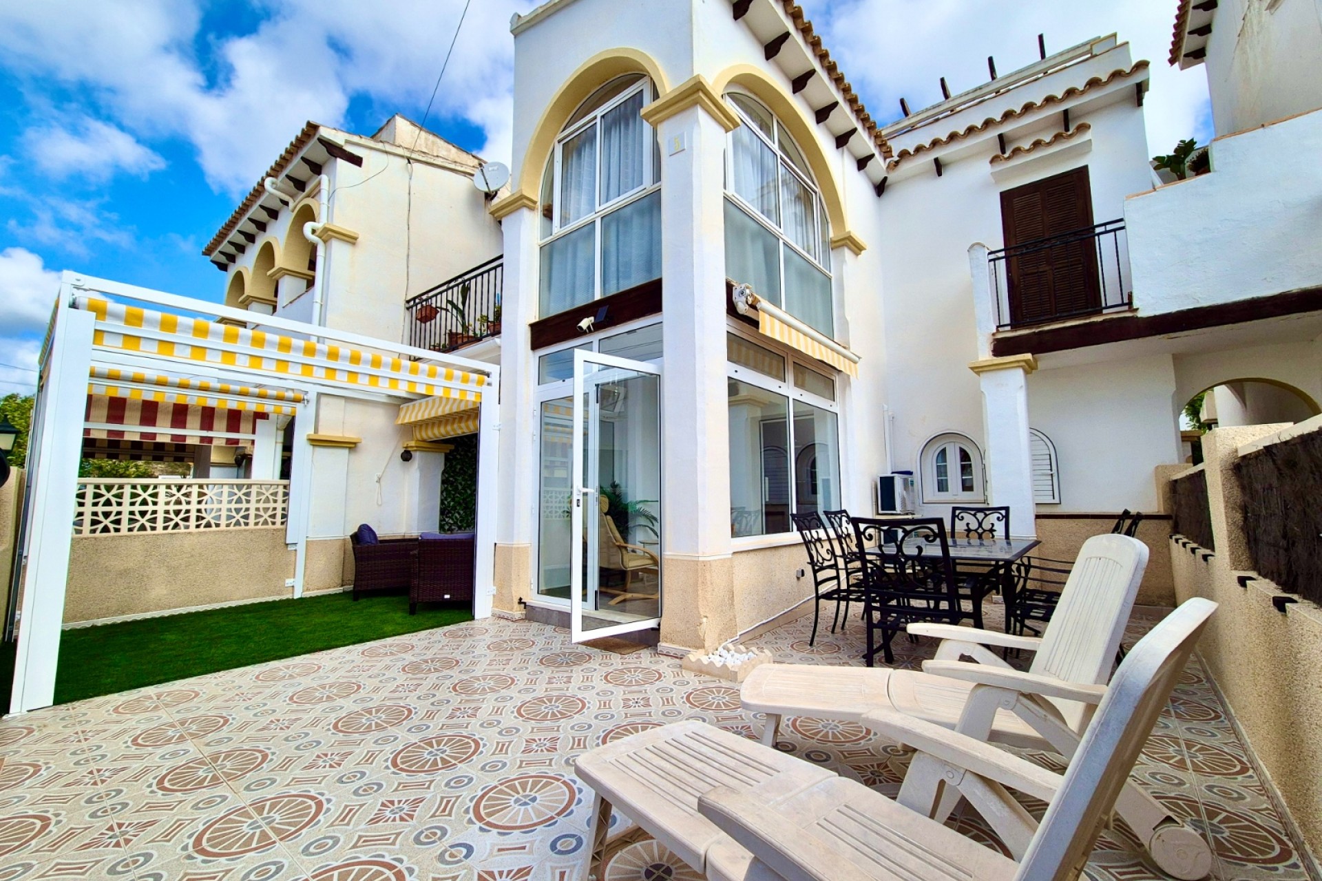 Resale - Apartment -
San Miguel de Salinas - Inland