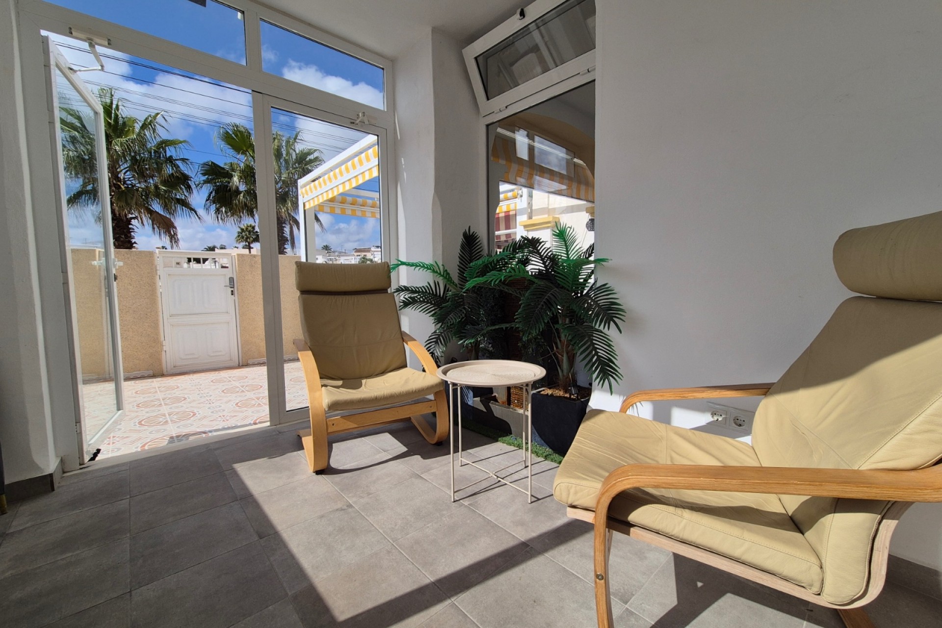 Resale - Apartment -
San Miguel de Salinas - Inland