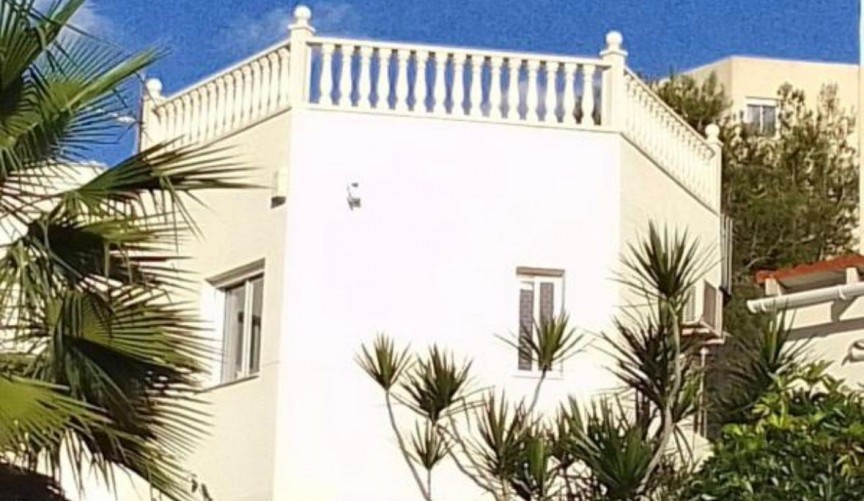 Resale - Apartment -
San Miguel de Salinas - Inland