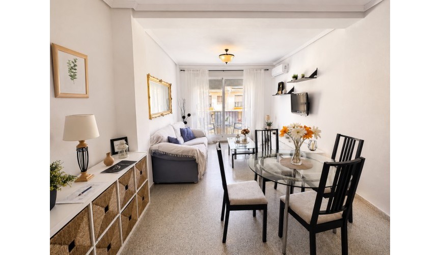 Resale - Apartment -
San Miguel de Salinas - Inland