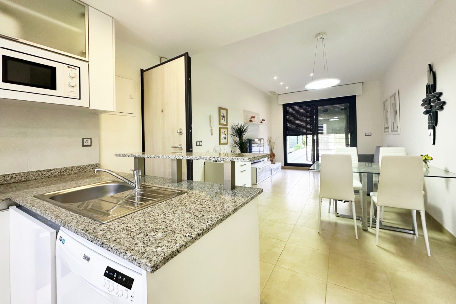 Resale - Apartment -
Santa Pola - Costa Blanca