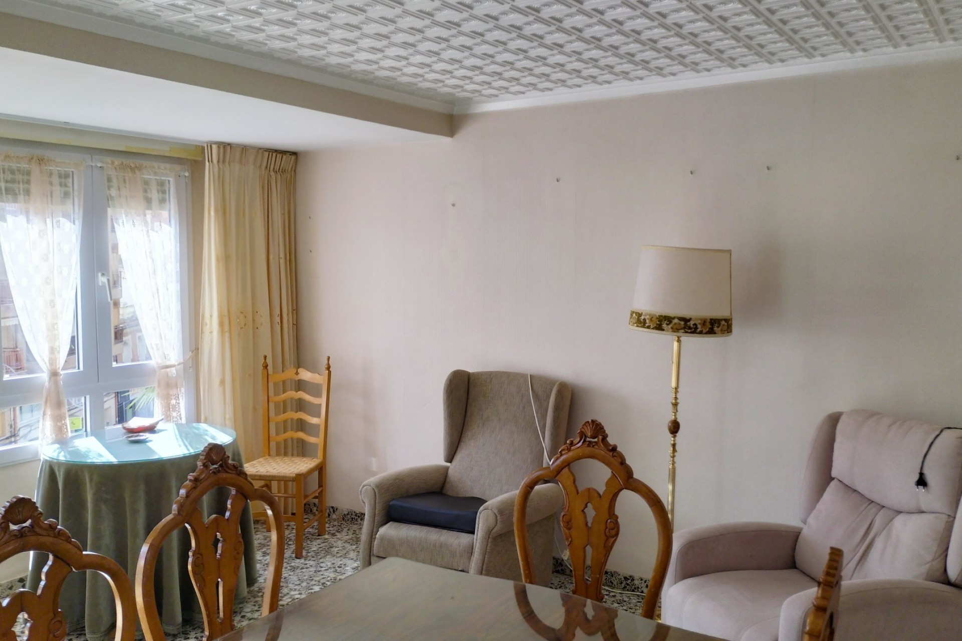 Resale - Apartment -
Sax - Inland