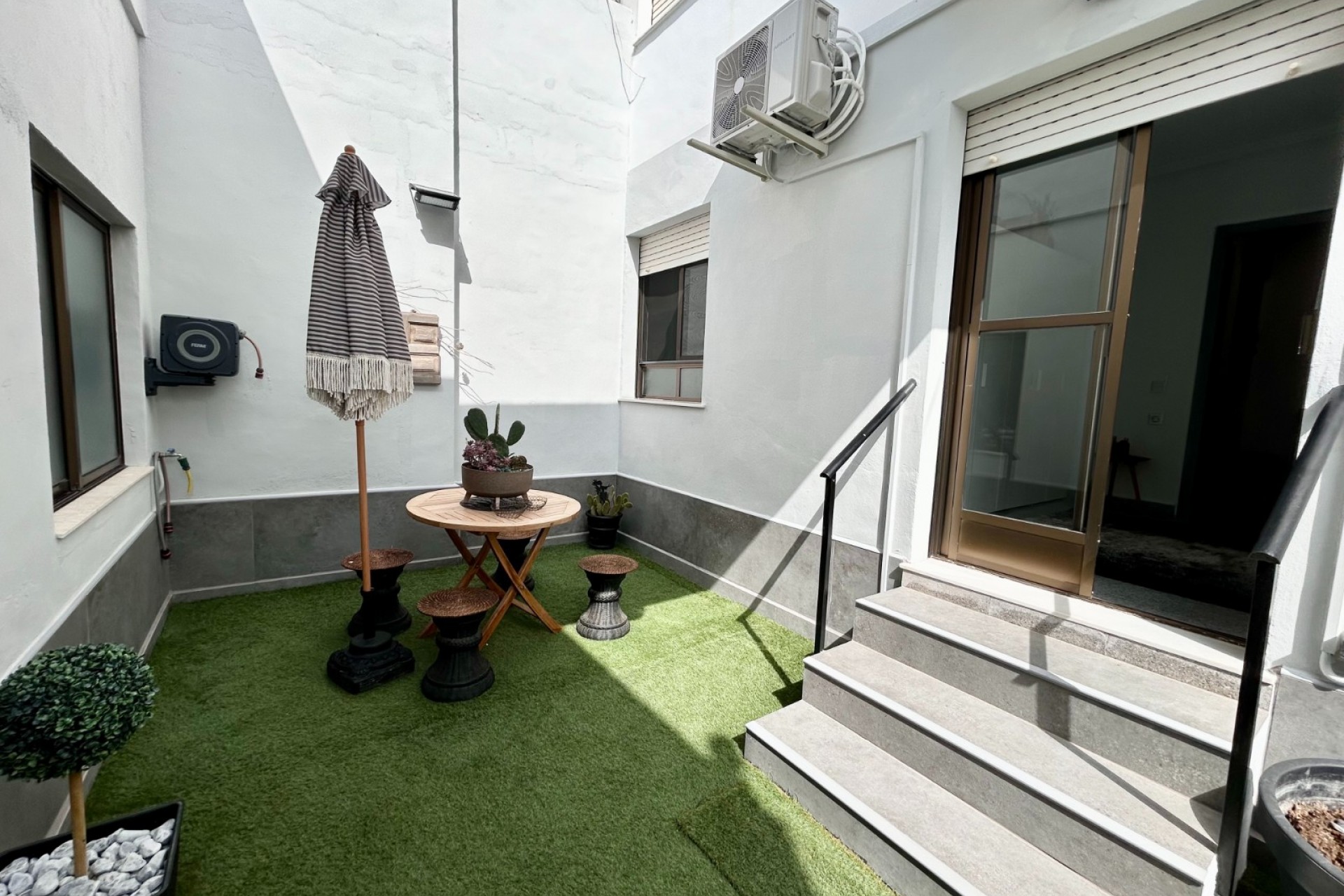 Resale - Apartment -
Torremendo - Costa Blanca