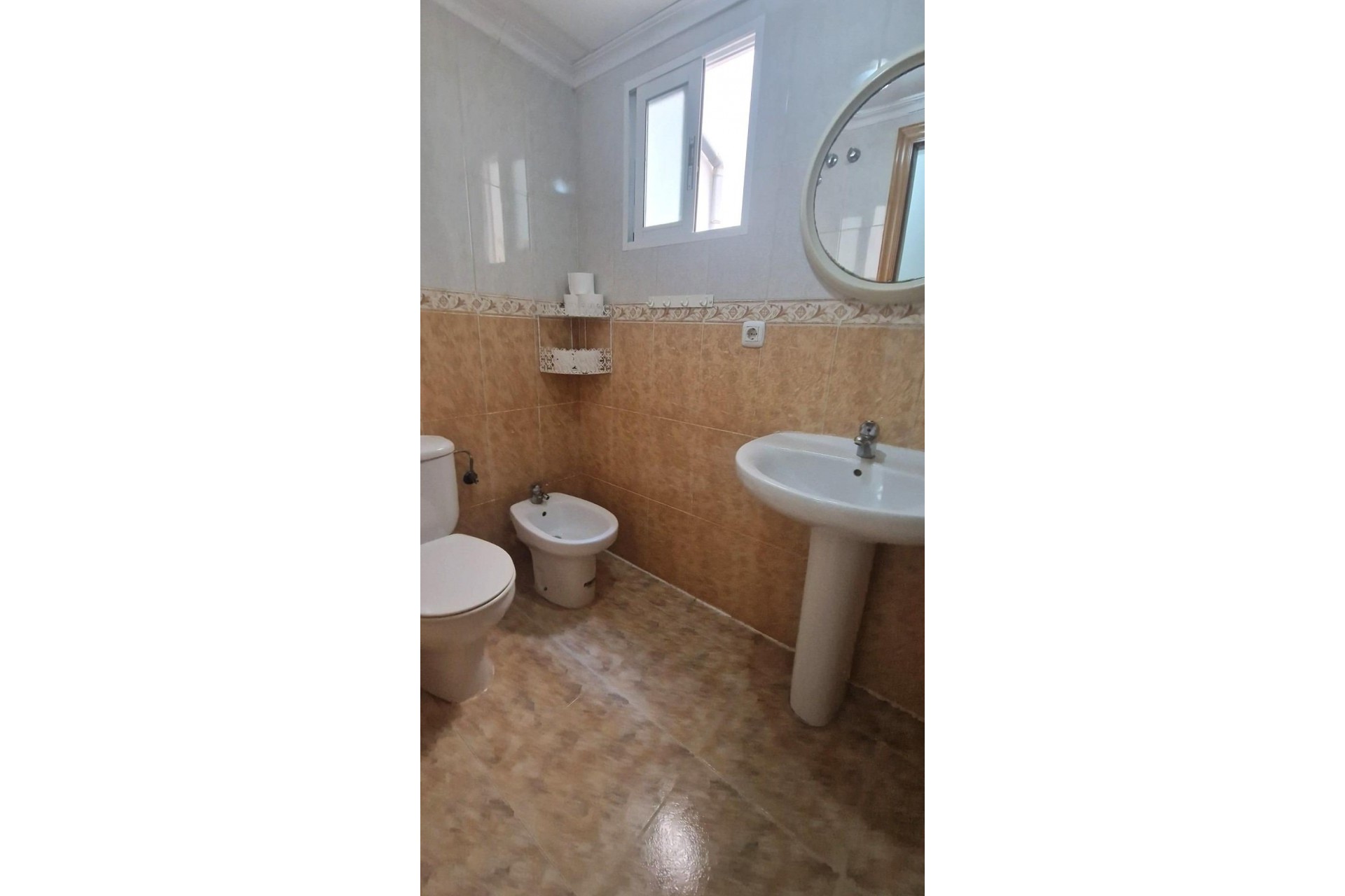 Resale - Apartment -
Torrevieja - Acequion