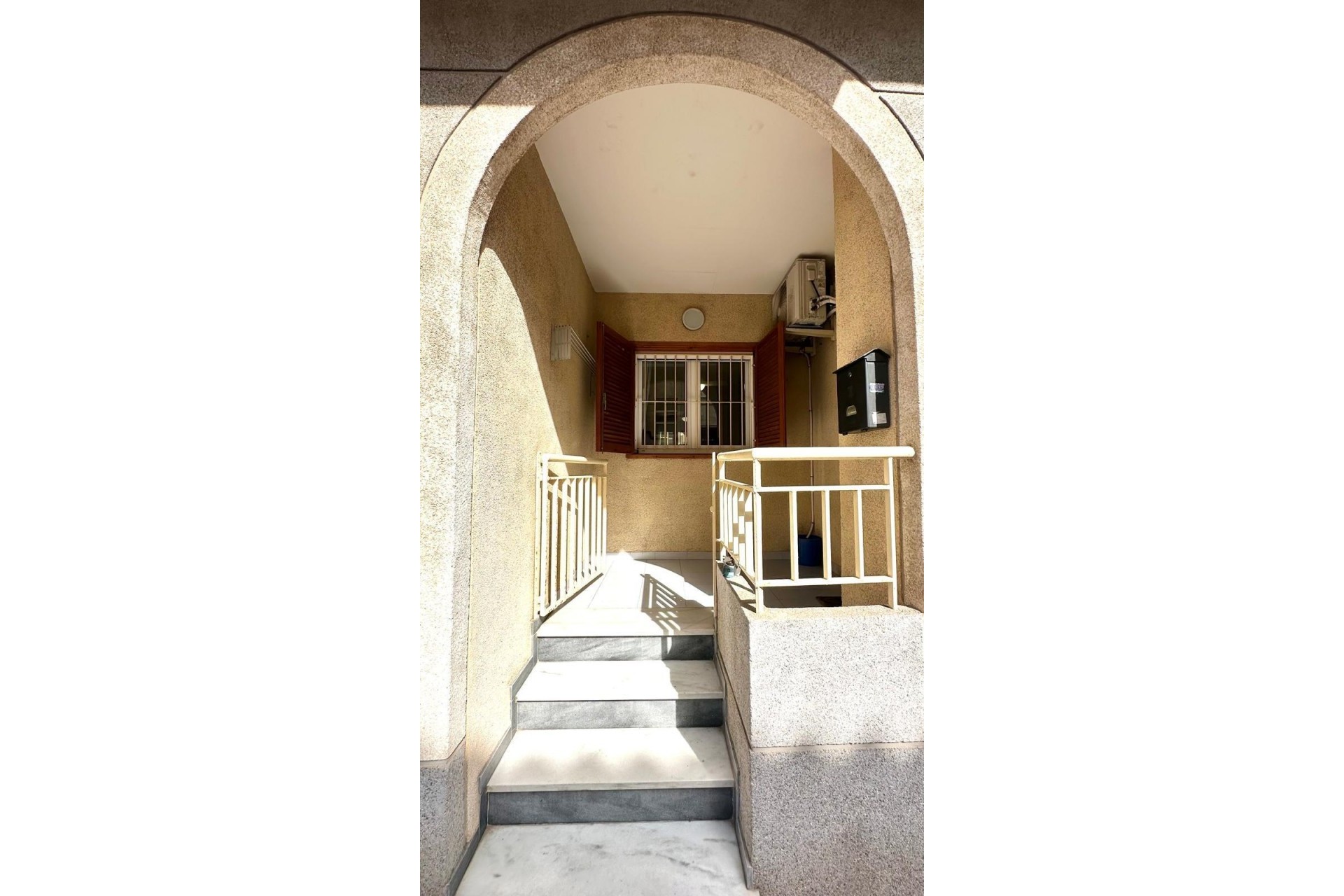 Resale - Apartment -
Torrevieja - Acequion