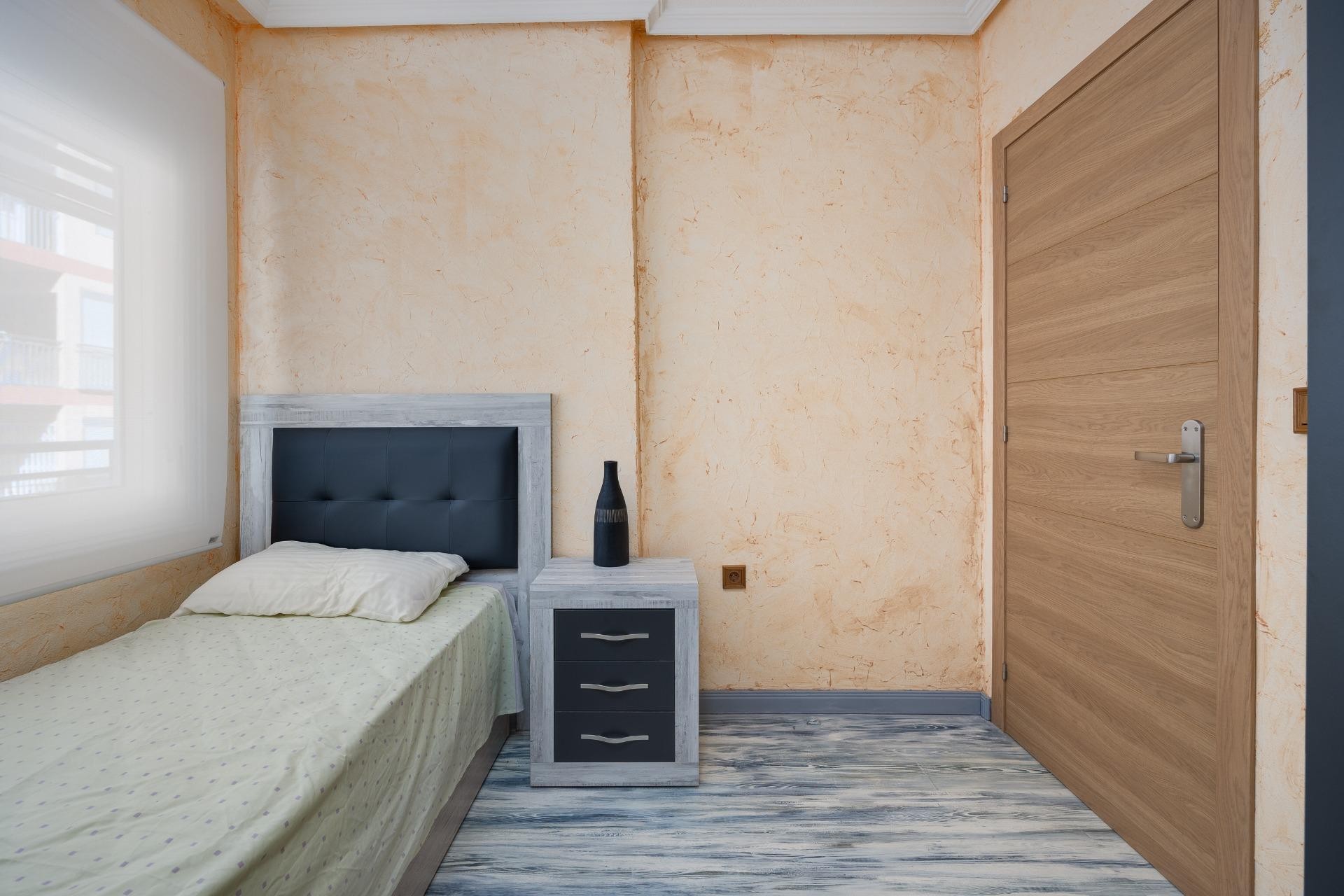 Resale - Apartment -
Torrevieja - Acequion