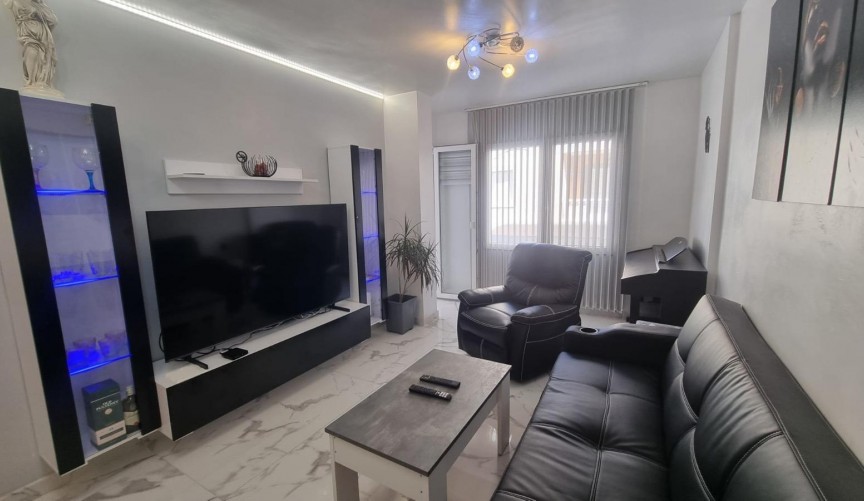 Resale - Apartment -
Torrevieja - Acequion