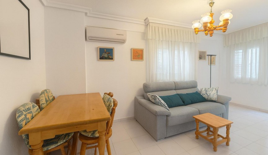 Resale - Apartment -
Torrevieja - Acequion