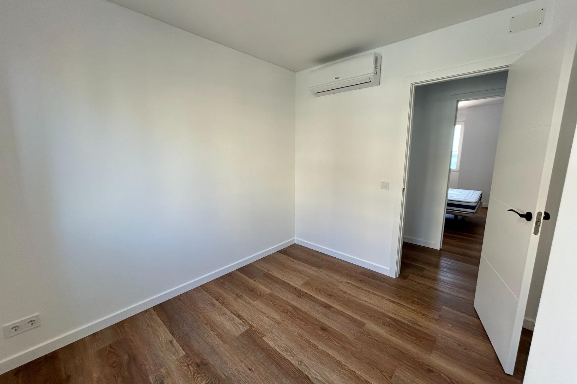 Resale - Apartment -
Torrevieja - Acequion