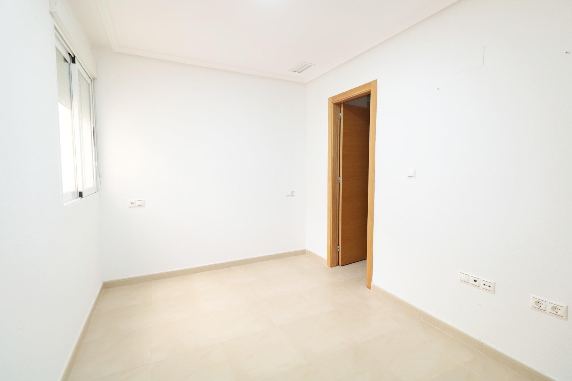 Resale - Apartment -
Torrevieja - Acequion