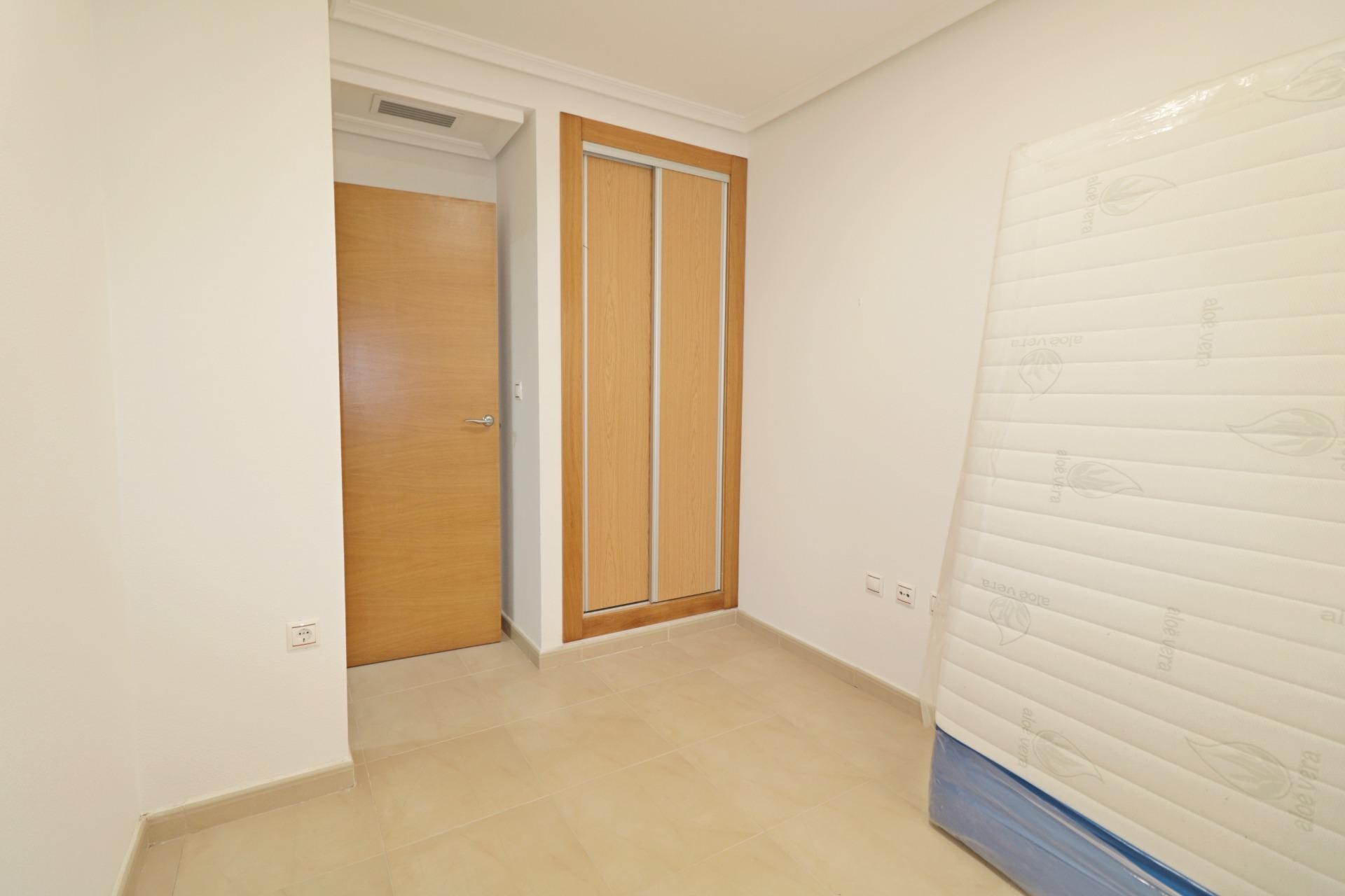 Resale - Apartment -
Torrevieja - Acequion