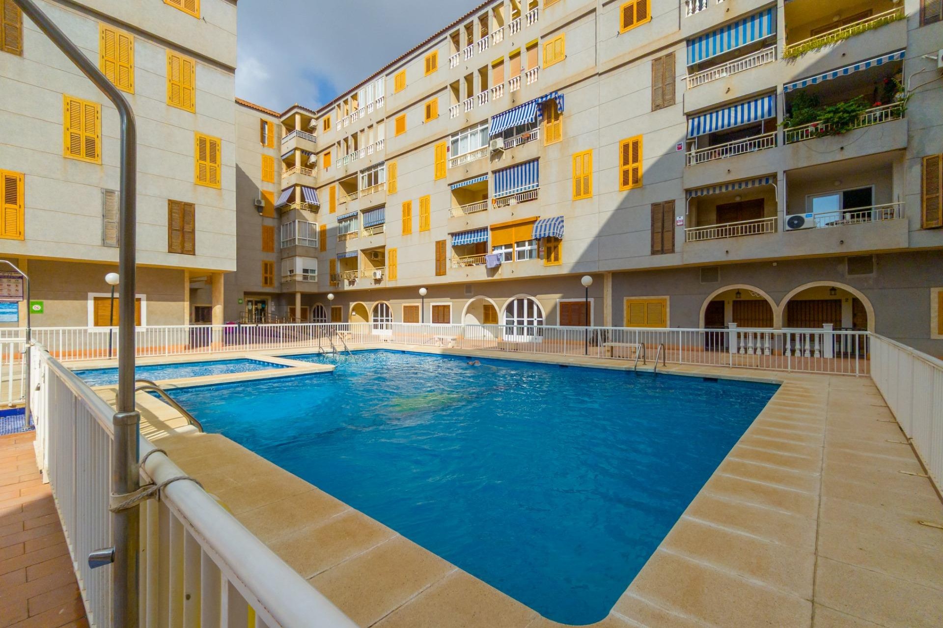 Resale - Apartment -
Torrevieja - Acequion