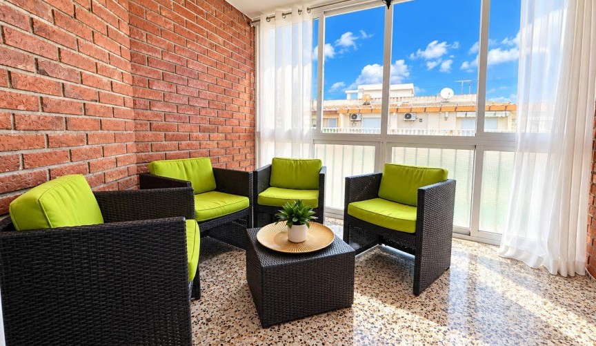 Resale - Apartment -
Torrevieja - Acequion
