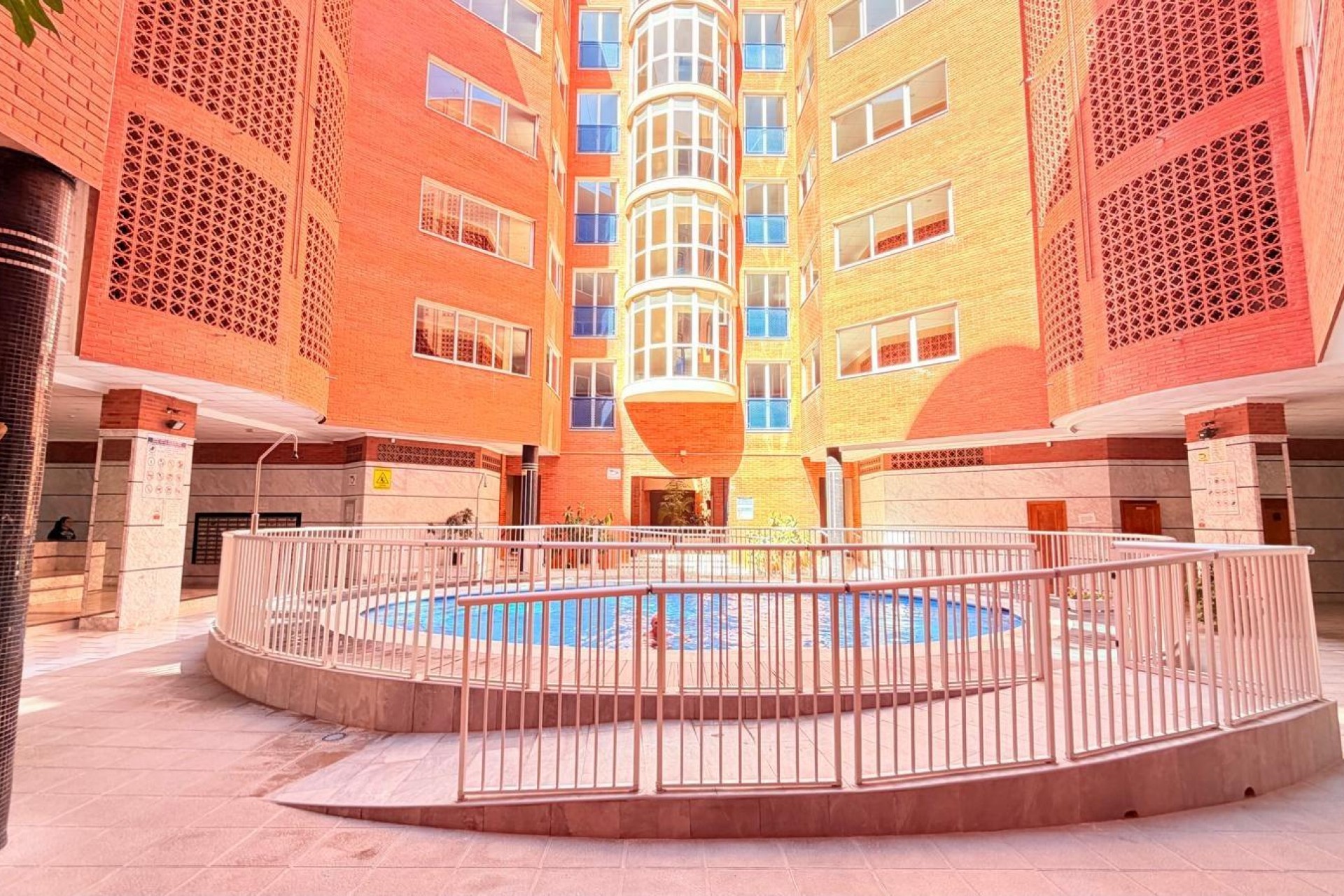 Resale - Apartment -
Torrevieja - Acequion