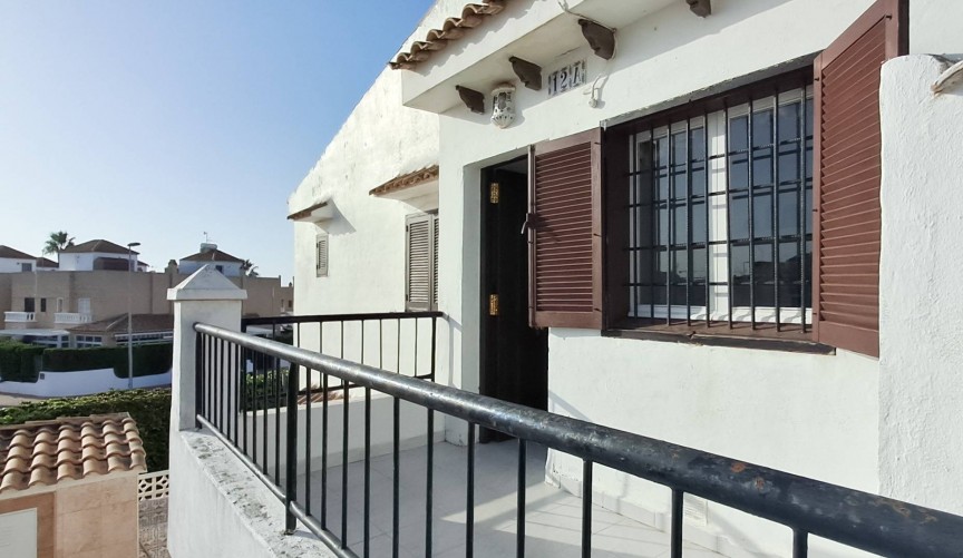 Resale - Apartment -
Torrevieja - Aguas Nuevas 2