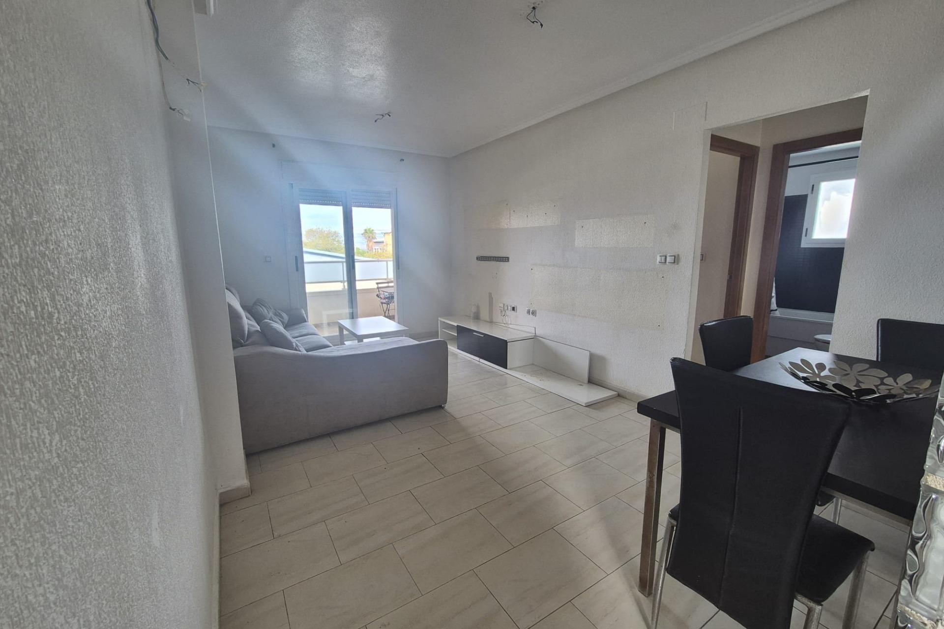 Resale - Apartment -
Torrevieja - aguas nuevas