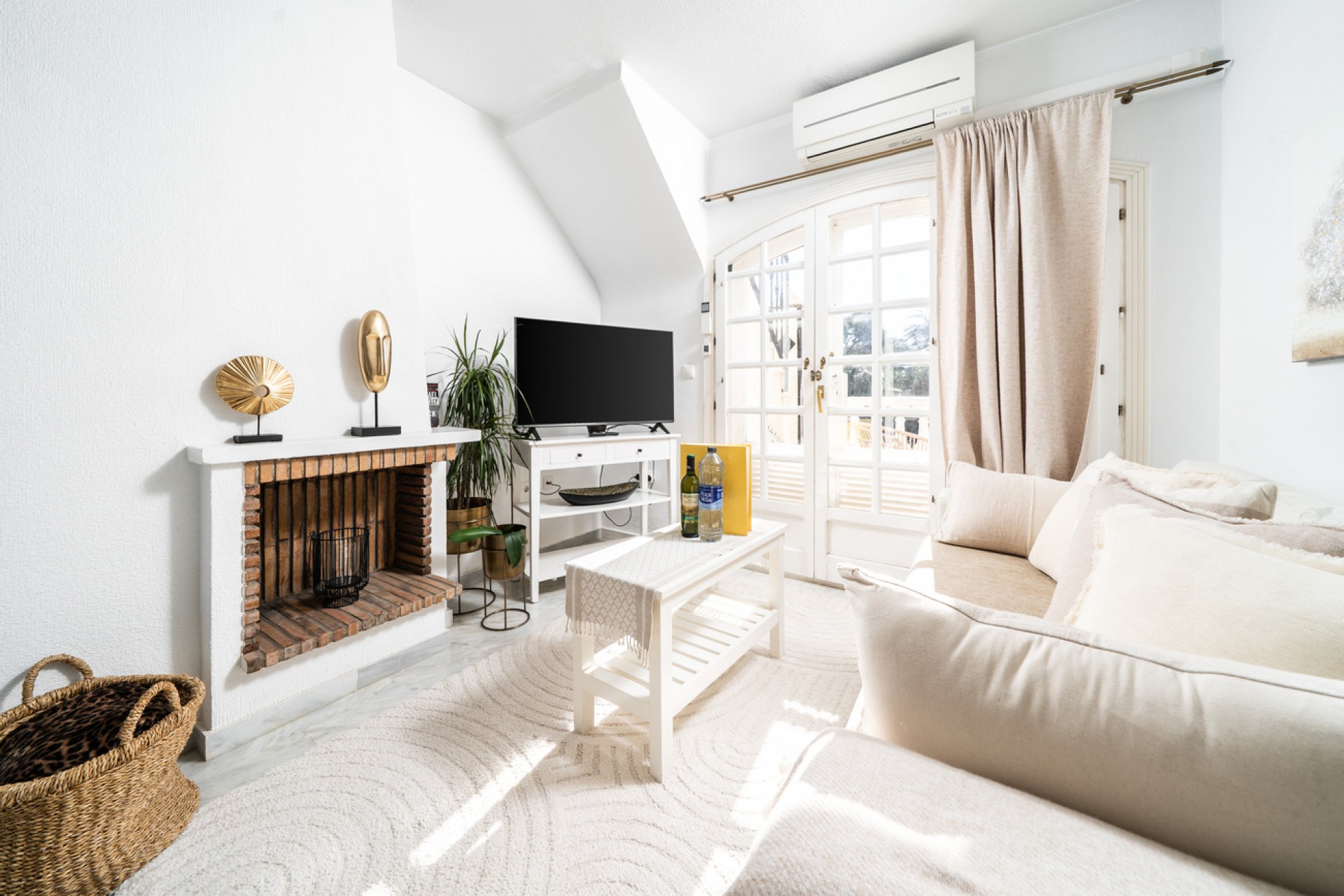 Resale - Apartment -
Torrevieja - aguas nuevas