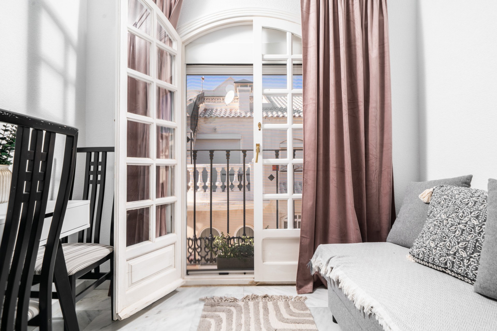 Resale - Apartment -
Torrevieja - aguas nuevas