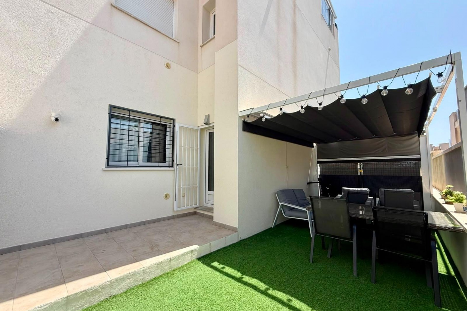 Resale - Apartment -
Torrevieja - aguas nuevas