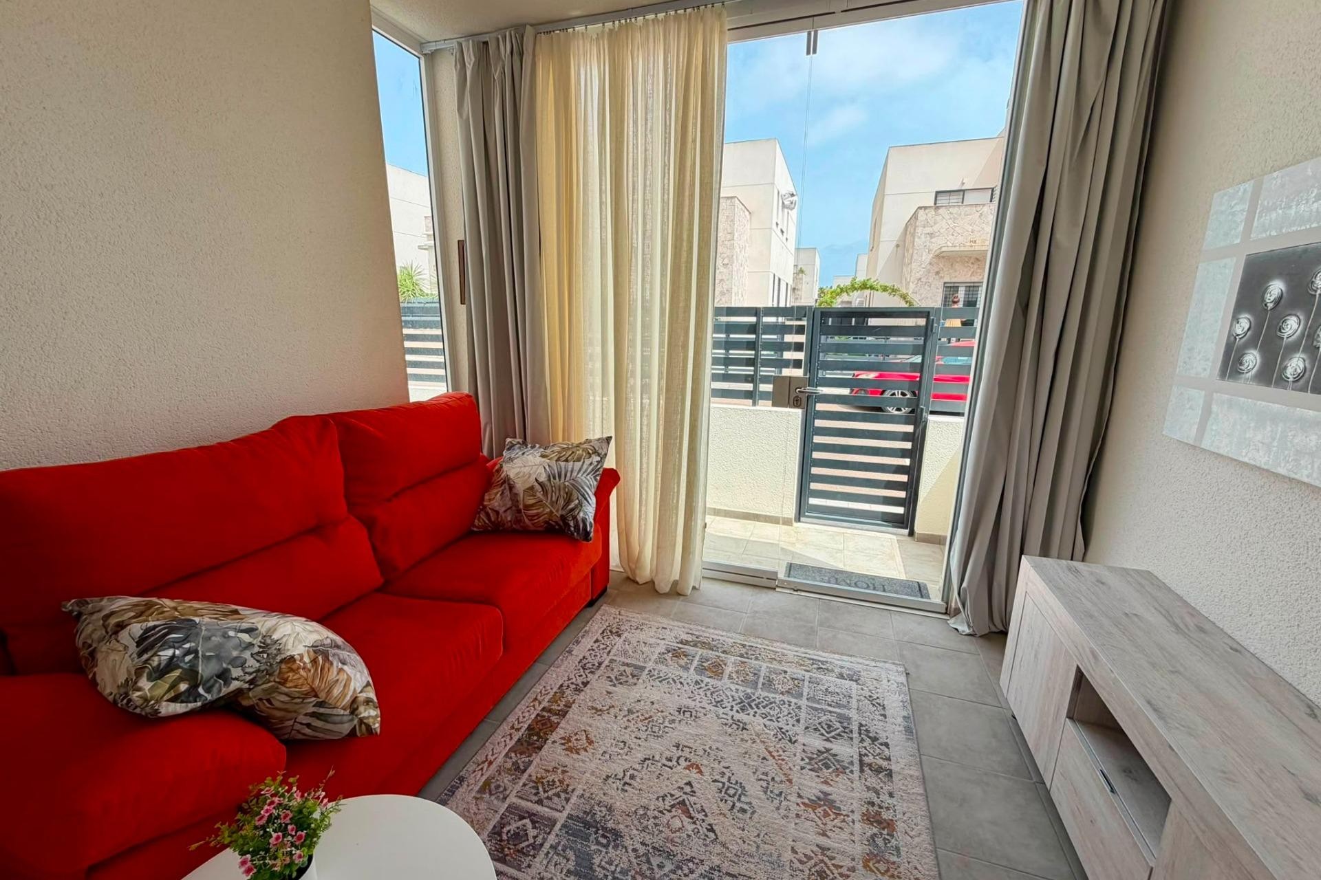 Resale - Apartment -
Torrevieja - aguas nuevas