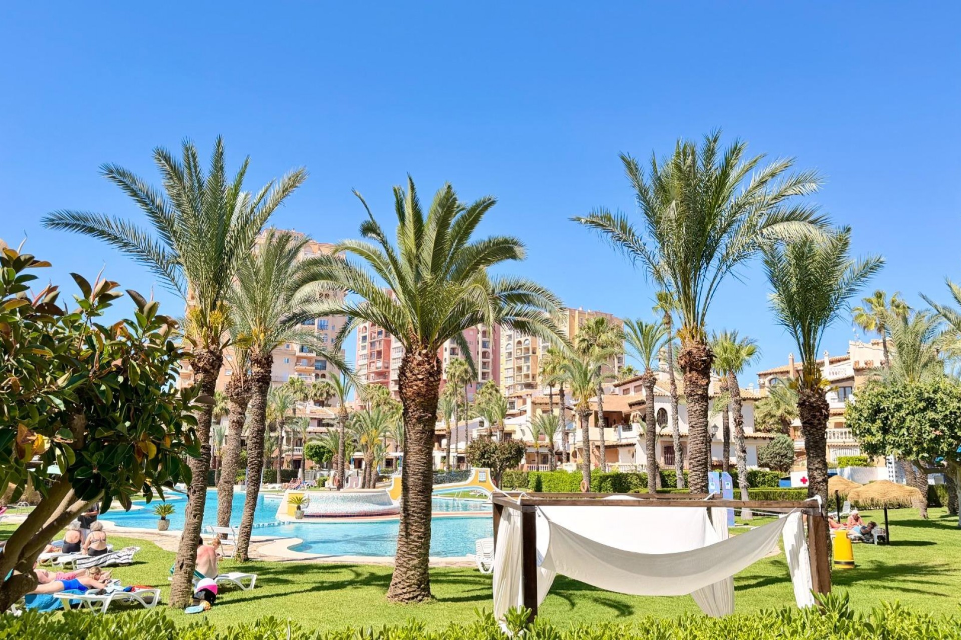 Resale - Apartment -
Torrevieja - Aldea Del Mar