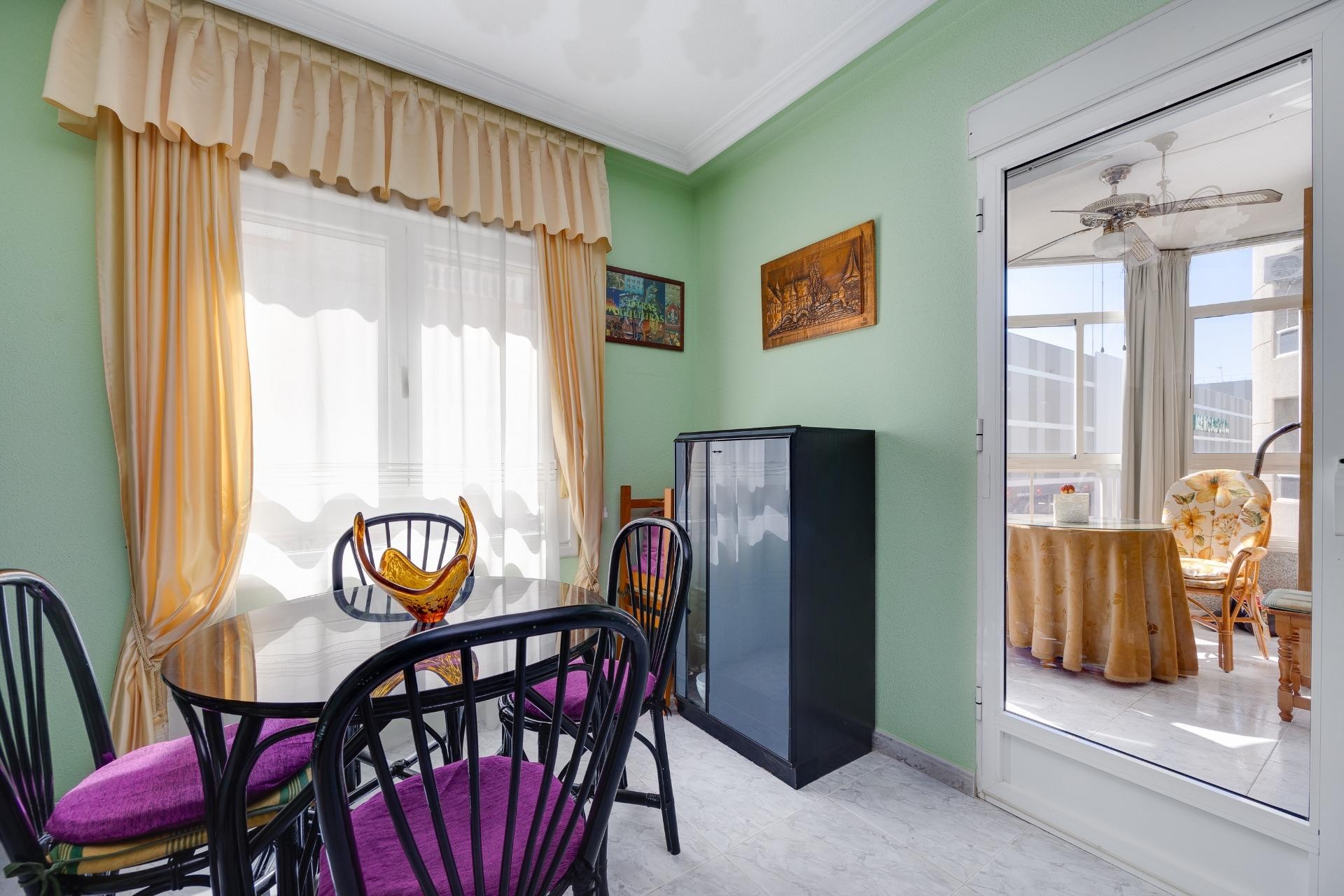 Resale - Apartment -
Torrevieja - Antonio Machado