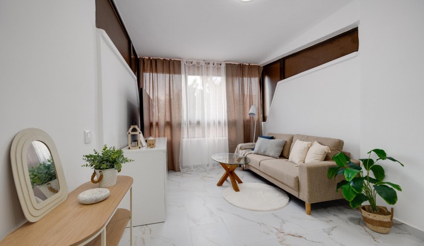 Resale - Apartment -
Torrevieja - Cabo Cervera