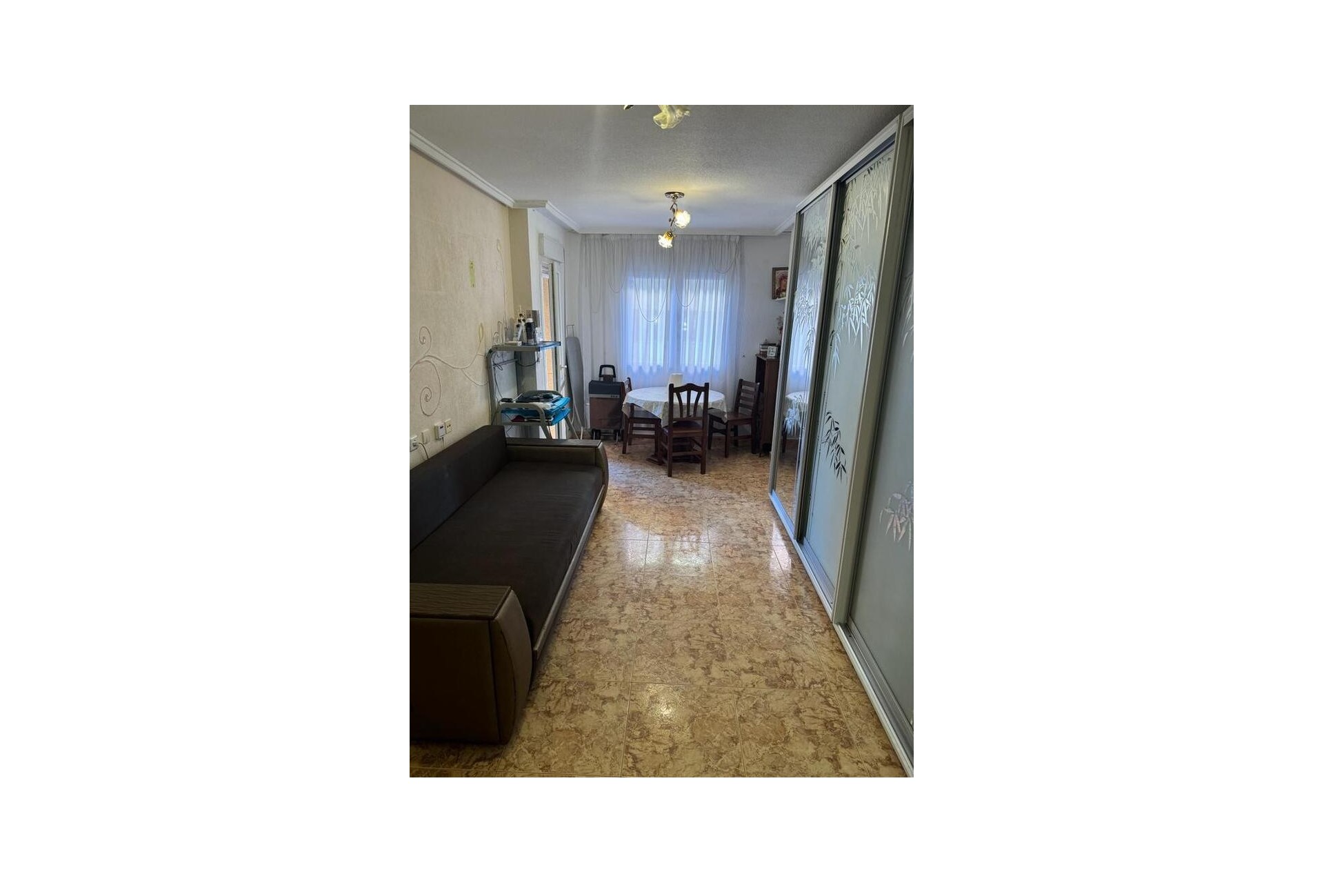 Resale - Apartment -
Torrevieja - CENTER