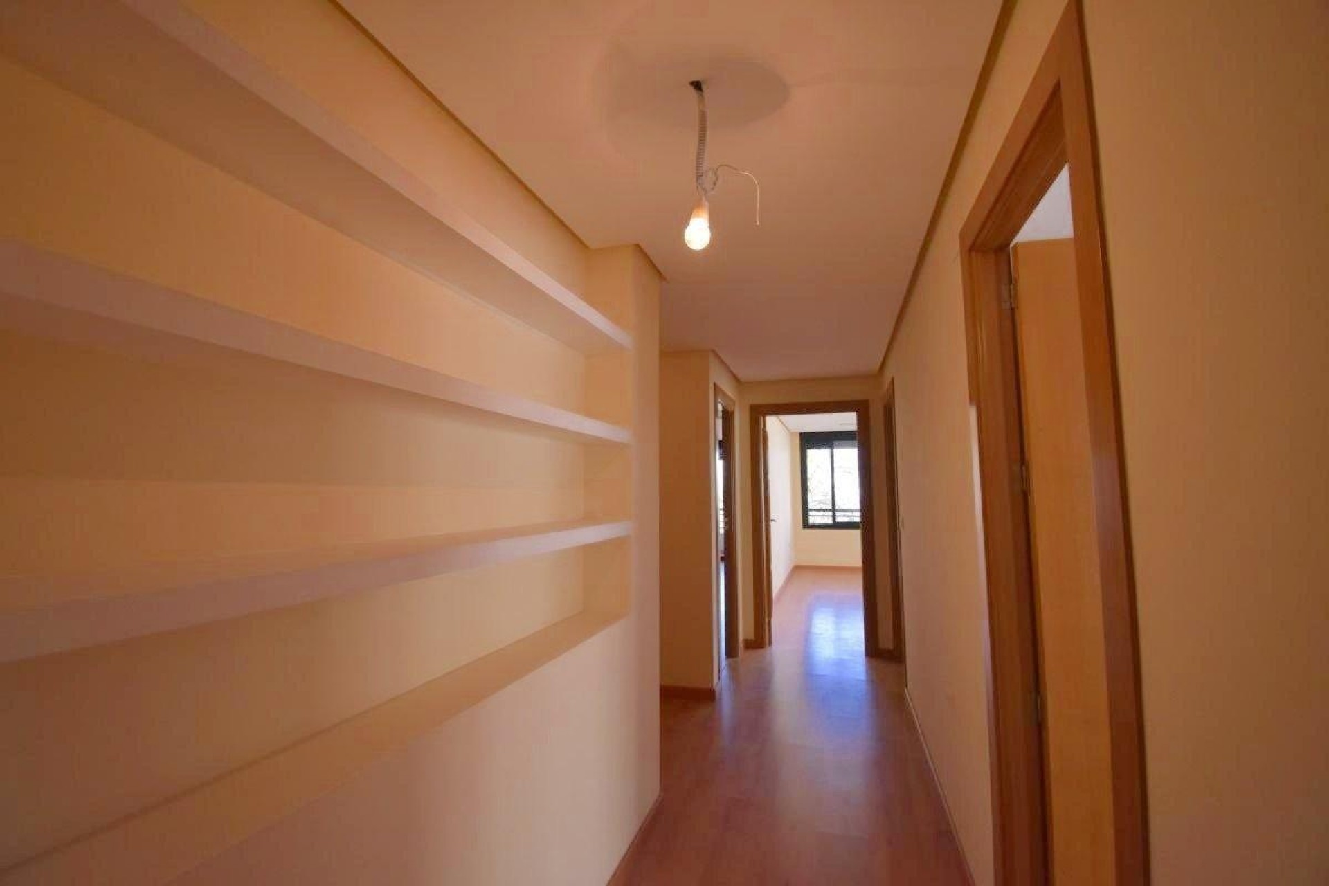 Resale - Apartment -
Torrevieja - Centro - Muelle Pesquero