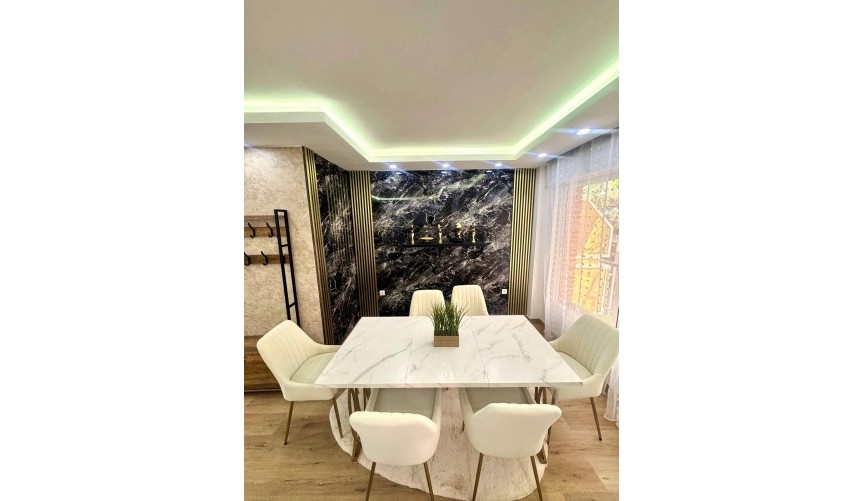 Resale - Apartment -
Torrevieja - Centro - Muelle Pesquero