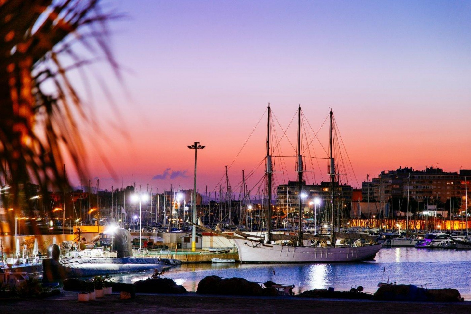 Resale - Apartment -
Torrevieja - Centro - Muelle Pesquero
