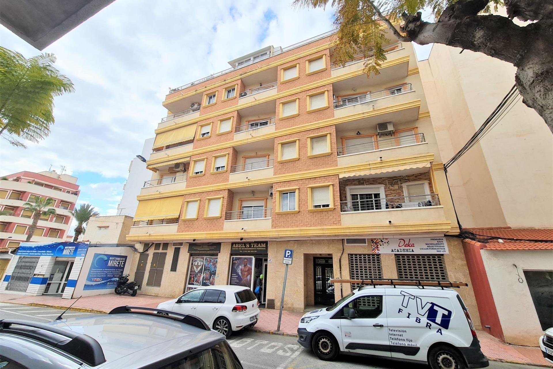 Resale - Apartment -
Torrevieja - Centro